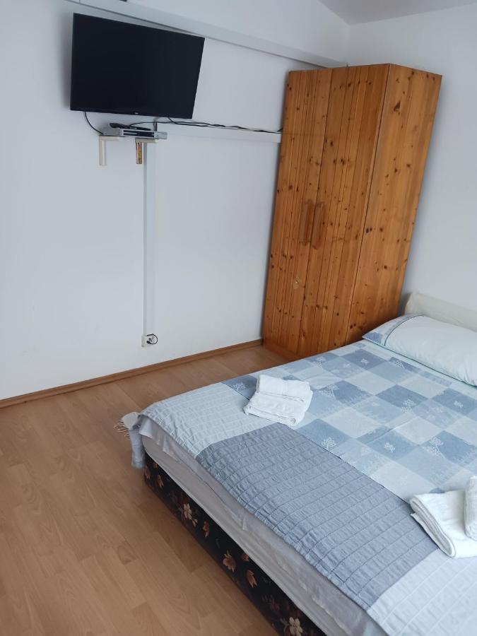 Apartments Milan Rogoznica  Bagian luar foto